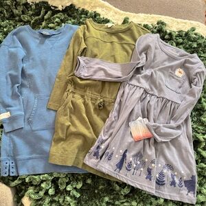 3 little girls’ dresses